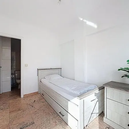 Centrally Located Scarphout 3g By Interhome Апартаменты *