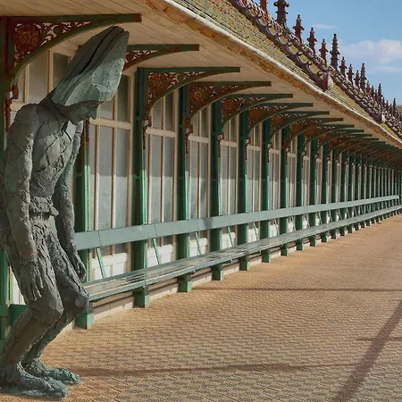 Centrally Located Scarphout 3g By Interhome شقة